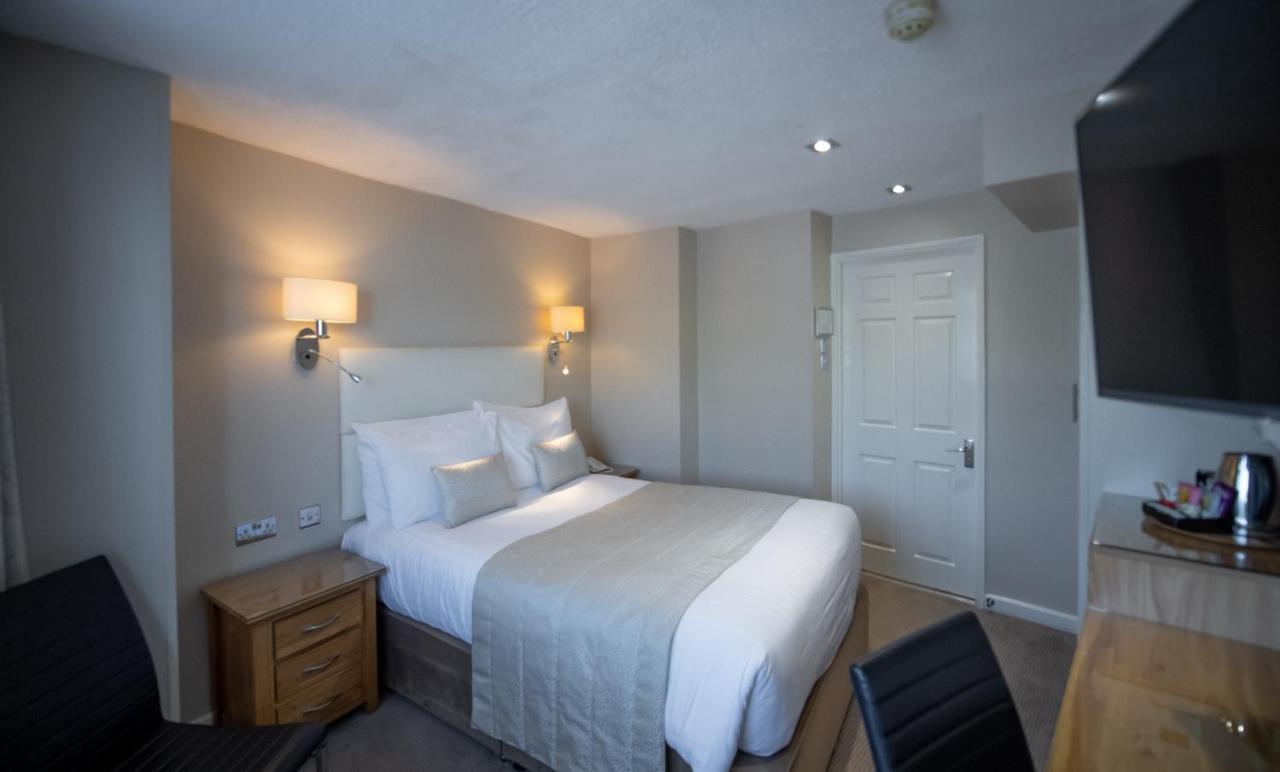 The Devon Hotel Exminster ภายนอก รูปภาพ